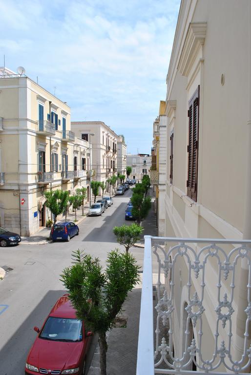 Novecento Dimore Di Poesia Трани Экстерьер фото